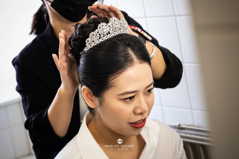 Trouwen in kasteel Woerden, getting ready, haar en make up
